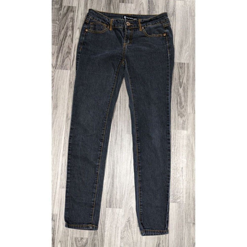 Love Culture Juniors Size 5 Pockets Skinny Denim Blue Jeans‎